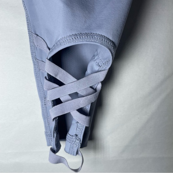 Pale Purple Workhall 3/4 Length Leggings - Picture 3 of 4